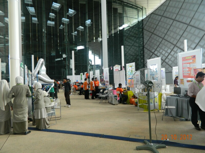 ACADREX2012 - 72 ACADREX2012 - 72